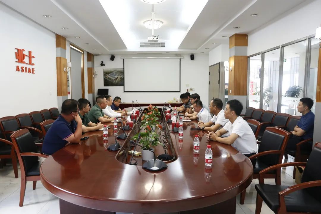 推动战术合作，北方EVO厅集团携手亚士创能